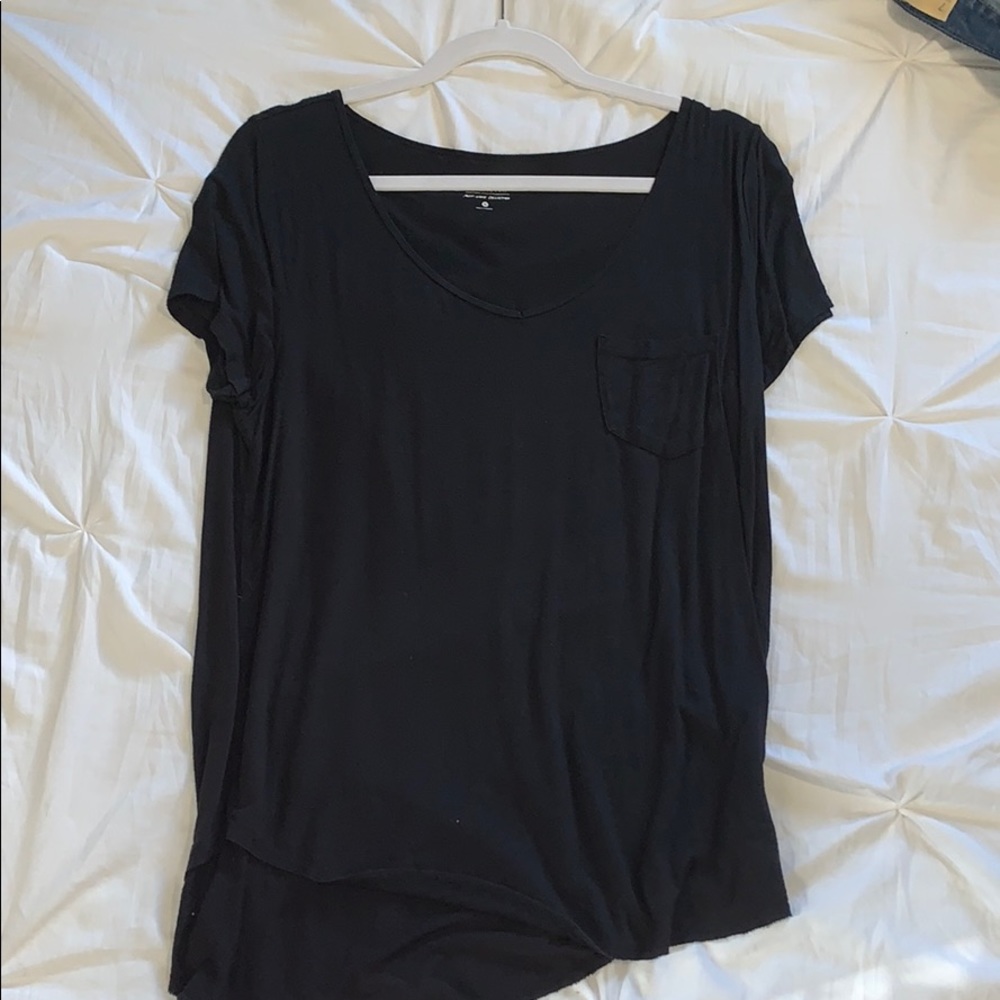 Short Sleeve Black Pocket Tee